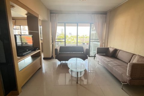 Condo in Watthana, Bangkok, Thailand, 2 bedrooms № 200938 - photo 8