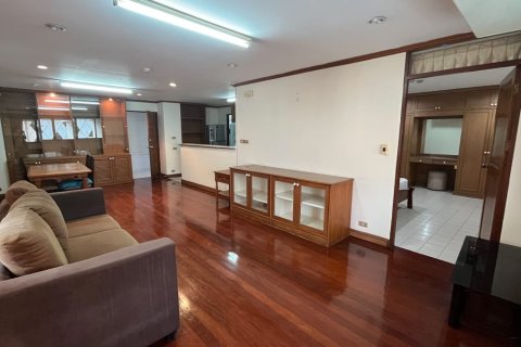 Condo à Watthana, Bangkok, Thaïlande, 2 chambres  № 200935 - photo 5