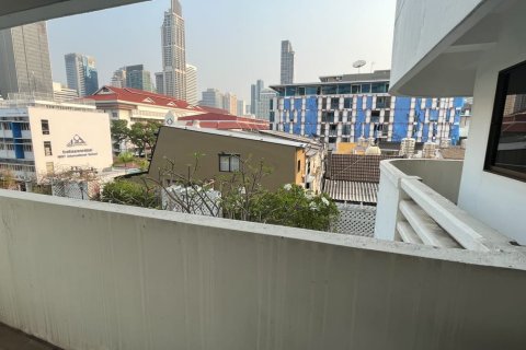 Condo à Watthana, Bangkok, Thaïlande, 2 chambres  № 200935 - photo 9
