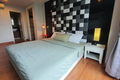 Condominio de 1 dormitorio en Bangkok, Tailandia № 146694 - foto 3
