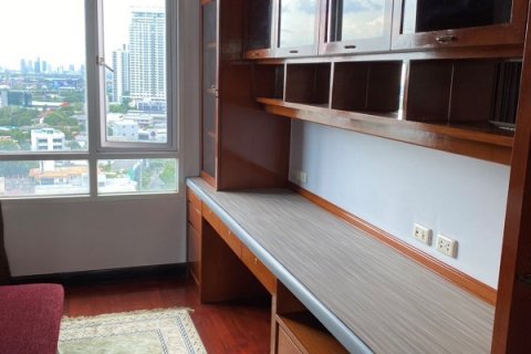 Condominio de 2 dormitorios en Bangkok, Tailandia № 66431 - foto 12