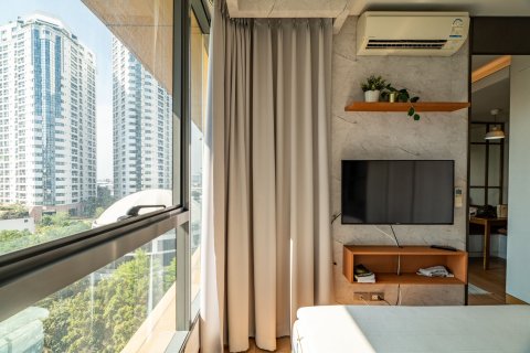 Studio in the Condo in Khlong Toei, Bangkok, Thailand № 161542 - photo 3