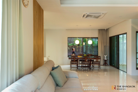 Casa de 4 dormitorios en Bangkok, Tailandia № 189297 - foto 10
