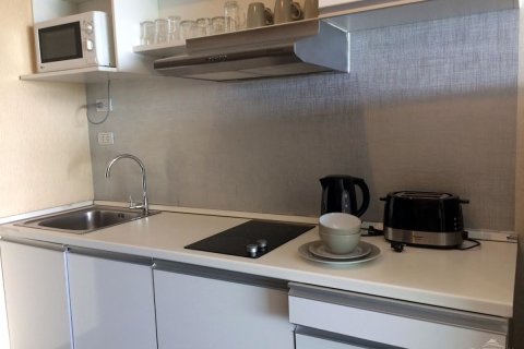 Estudio en el condominio en Jomtien Beach, Pattaya, Tailandia № 176511 - foto 11
