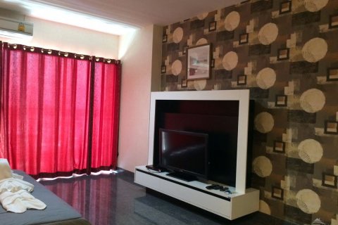 Studio dans le Condo sur Jomtien Beach, Pattaya, Thaïlande  № 176511