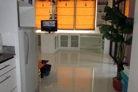 Condominio de 2 dormitorios en Pattaya, Tailandia № 176508 - foto 6