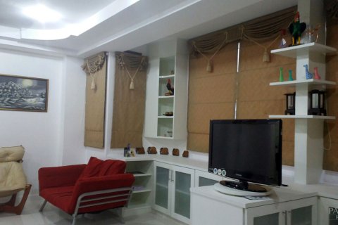 Condominio de 2 dormitorios en Pattaya, Tailandia № 176508 - foto 4