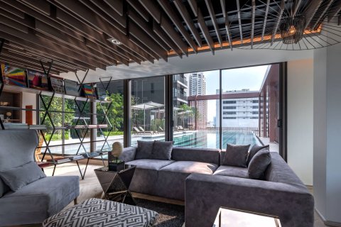 Ático de 3 dormitorios en Bangkok, Tailandia № 180778 - foto 26