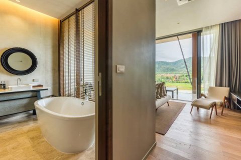 Ático de 2 dormitorios en Prachinburi, Tailandia № 180773 - foto 15