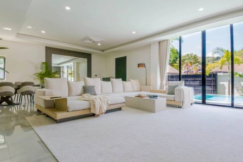 Chalet de 5 dormitorios en Phuket, Tailandia № 116417 - foto 3