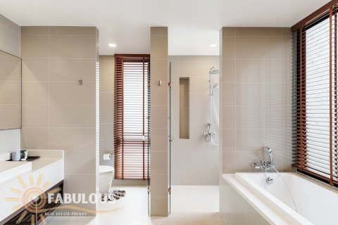 Chalet de 5 dormitorios en Bang Tao, Tailandia № 179375 - foto 7