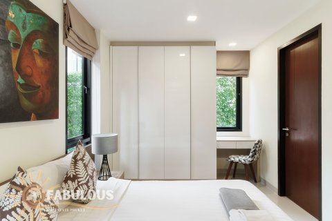 Chalet de 5 dormitorios en Bang Tao, Tailandia № 179375 - foto 3