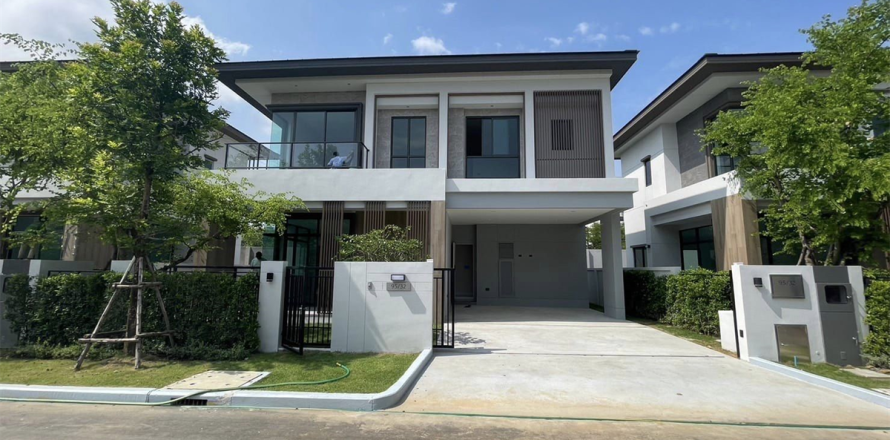Casa de 4 dormitorios en Bangkok, Tailandia № 189281