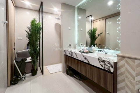 Condominio de 2 dormitorios en Pattaya, Tailandia № 176461 - foto 7