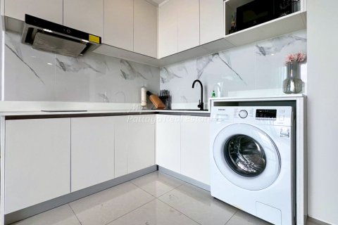 Condominio de 2 dormitorios en Pattaya, Tailandia № 176461 - foto 2
