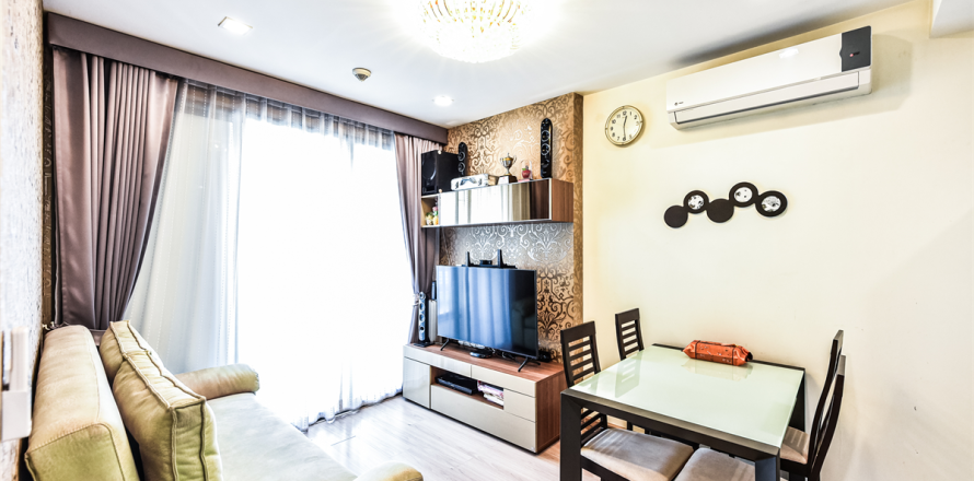 Condominio de 2 dormitorios en Bangkok, Tailandia № 184209