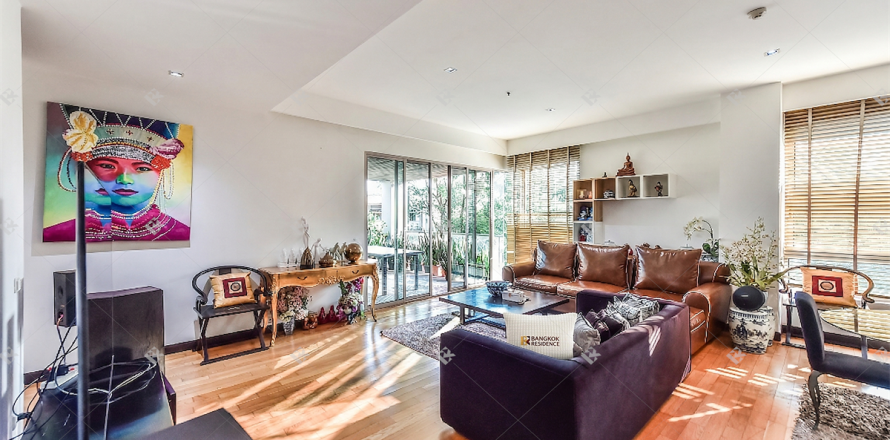 Condominio de 3 dormitorios en Bangkok, Tailandia № 184213