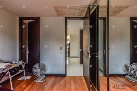 Condominio de 3 dormitorios en Bangkok, Tailandia № 184213 - foto 10