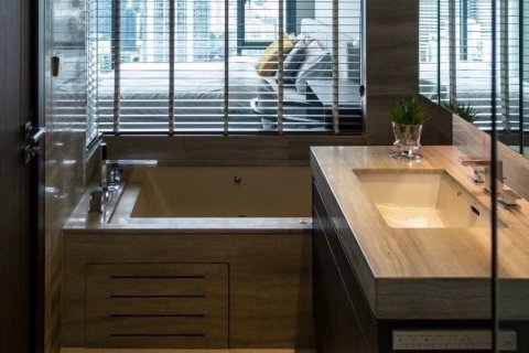 Condominio de 2 dormitorios en Bangkok, Tailandia № 65620 - foto 10