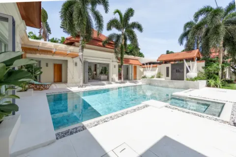 Chalet de 4 dormitorios en Phuket, Tailandia № 167096 - foto 16