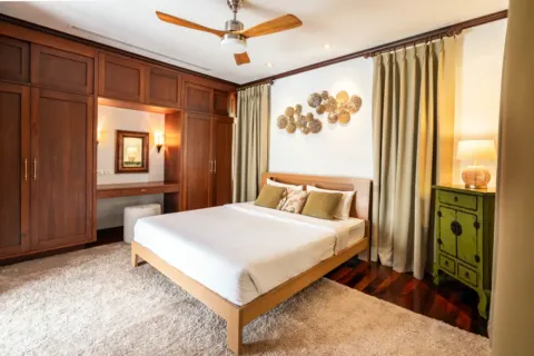 Chalet de 4 dormitorios en Phuket, Tailandia № 167096 - foto 14