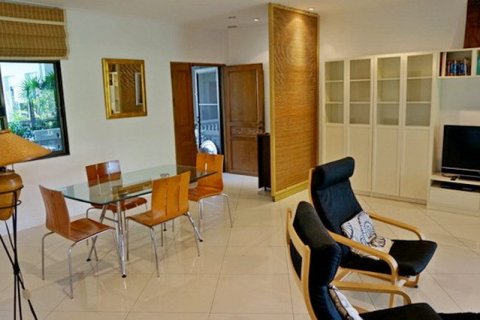 Condominio de 2 dormitorios en Pattaya, Tailandia № 159717 - foto 4