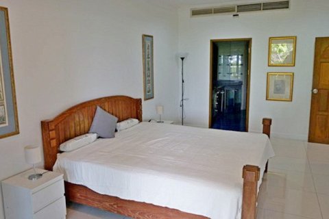 Condominio de 2 dormitorios en Pattaya, Tailandia № 159717 - foto 13