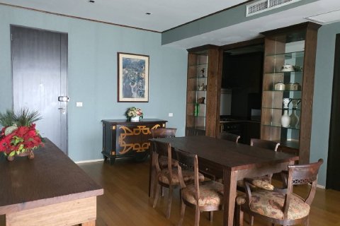 Condominio de 2 dormitorios en Watthana, Bangkok, Tailandia № 200807 - foto 9