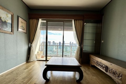 Condominio de 2 dormitorios en Watthana, Bangkok, Tailandia № 200807 - foto 18