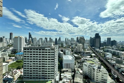 Condominio de 2 dormitorios en Watthana, Bangkok, Tailandia № 200807 - foto 23