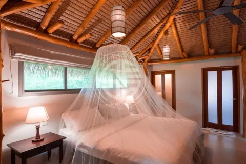 Chalet de 2 dormitorios en Ko Kaeo, Tailandia № 190812 - foto 6