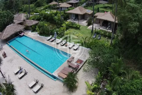 Chalet de 2 dormitorios en Ko Kaeo, Tailandia № 190812 - foto 9
