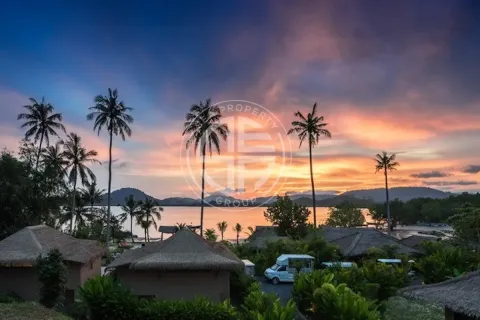Chalet de 2 dormitorios en Ko Kaeo, Tailandia № 190812 - foto 18