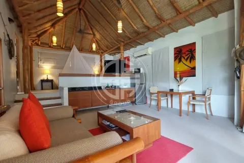 Chalet de 2 dormitorios en Ko Kaeo, Tailandia № 190812 - foto 4