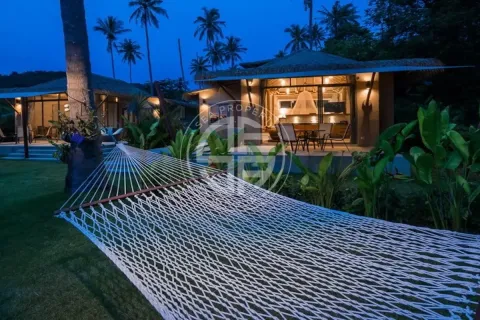 Chalet de 2 dormitorios en Ko Kaeo, Tailandia № 190812 - foto 12