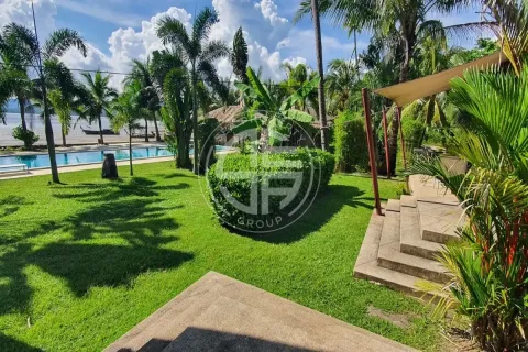 Chalet de 2 dormitorios en Ko Kaeo, Tailandia № 190812 - foto 17