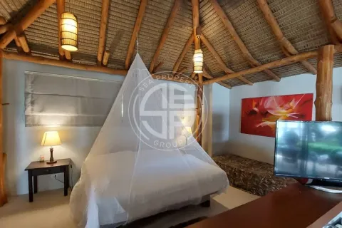 Chalet de 2 dormitorios en Ko Kaeo, Tailandia № 190812 - foto 5