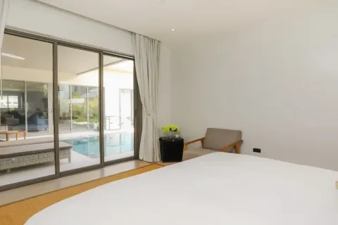 Chalet de 3 dormitorios en Phuket, Tailandia № 190809 - foto 19