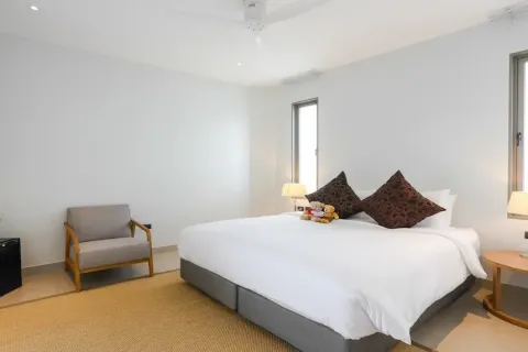 Chalet de 3 dormitorios en Phuket, Tailandia № 190809 - foto 21