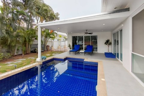 Chalet de 3 dormitorios en Hua Hin, Tailandia № 163847 - foto 6