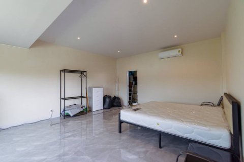 Chalet de 3 dormitorios en Cha-am, Tailandia № 163850 - foto 10