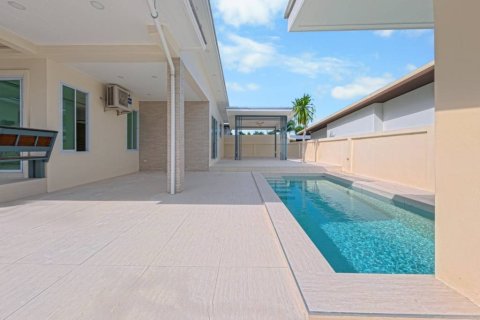 Villa in Surat Thani, Thailand 3 Schlafzimmer № 163848