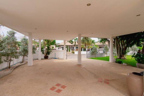 Chalet de 2 dormitorios en Hua Hin, Tailandia № 163851 - foto 6