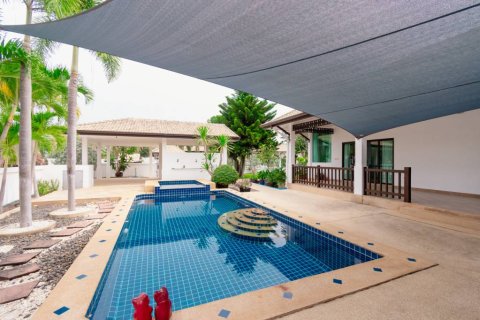 Chalet de 2 dormitorios en Hua Hin, Tailandia № 163851 - foto 4