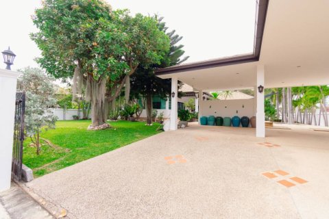 Chalet de 2 dormitorios en Hua Hin, Tailandia № 163851 - foto 7