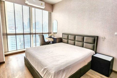 Condominio de 2 dormitorios en Khlong Toei, Bangkok, Tailandia № 119108 - foto 6