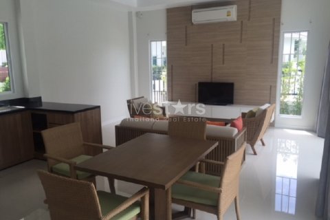 Casa de 3 dormitorios en Hua Hin, Tailandia № 67075 - foto 6