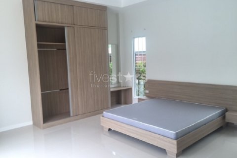 Casa de 3 dormitorios en Hua Hin, Tailandia № 67075 - foto 10