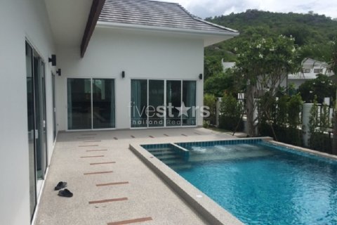 Casa de 3 dormitorios en Hua Hin, Tailandia № 67075 - foto 3