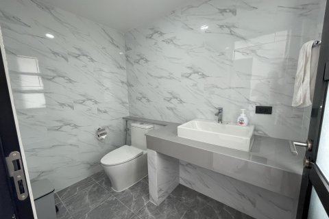 Penthouse in Kathu, Thailand 3 bedrooms № 149898 - photo 26